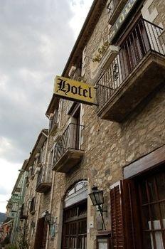 Hotel Fonda Siques Besalu Ngoại thất bức ảnh